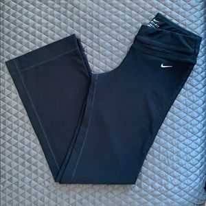 Nike Women’s Dri- fit training pants